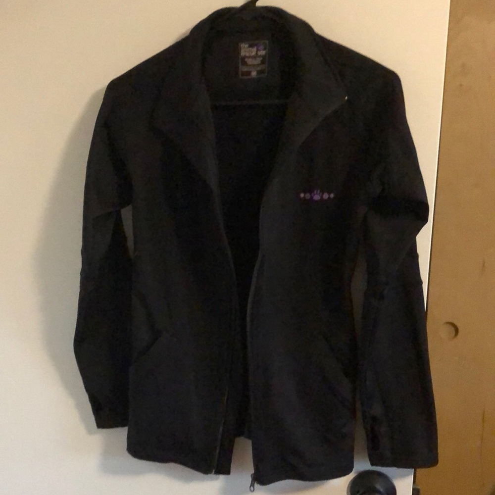 Medium purple paw print light coat